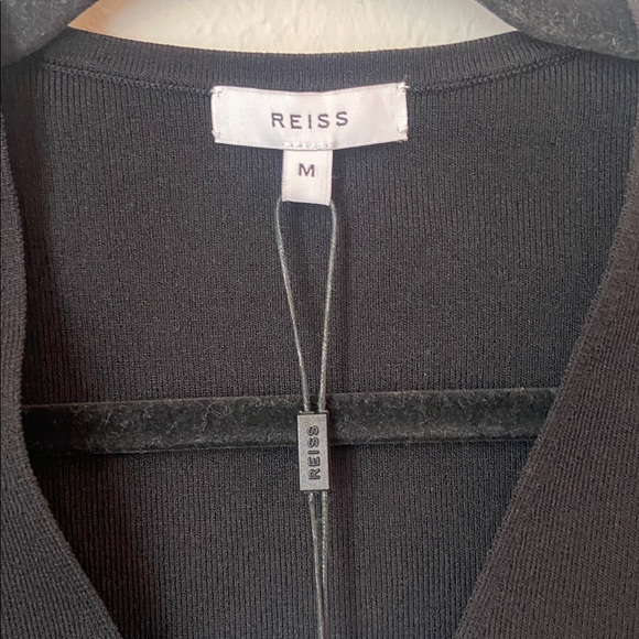NWT Reiss Savannah Black V Neck Sheer Pleated Sleeve Knit Top Size M $240 - Picture 2 of 7